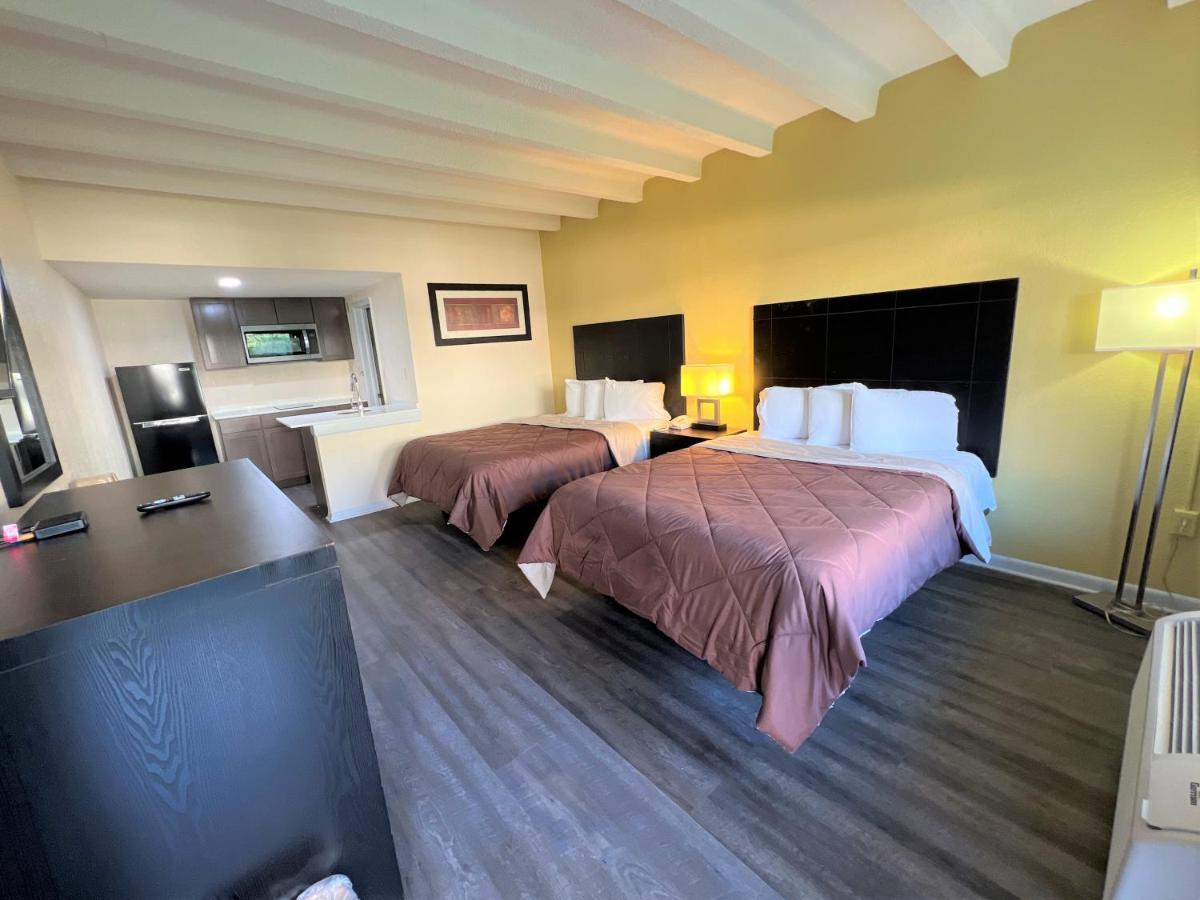 James River Inn & Suites Newport News Ngoại thất bức ảnh