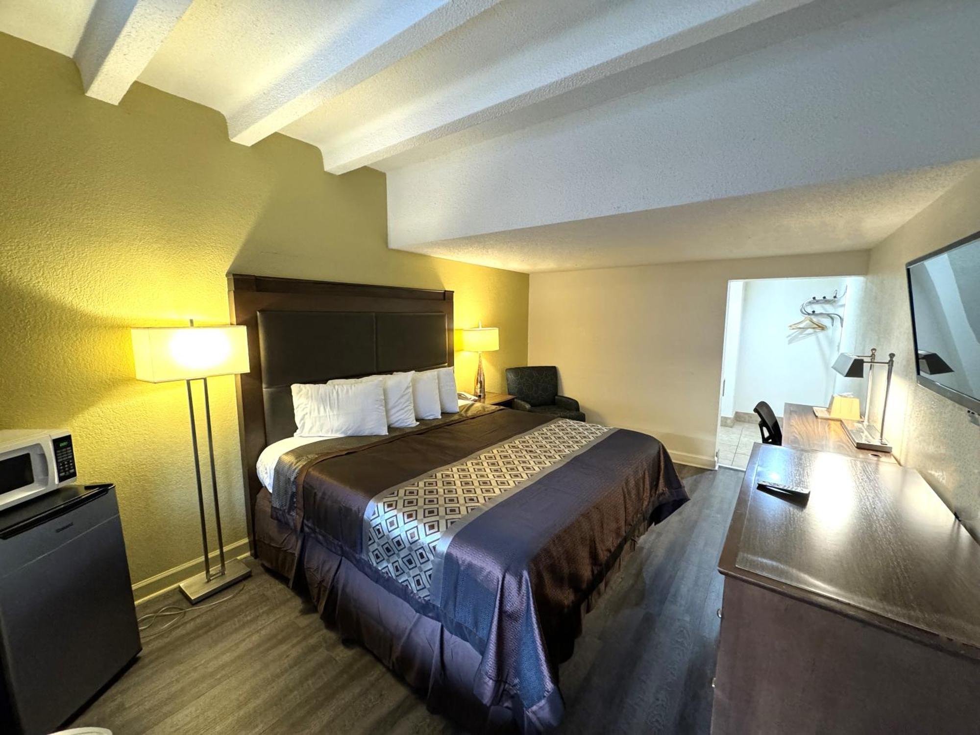 James River Inn & Suites Newport News Ngoại thất bức ảnh